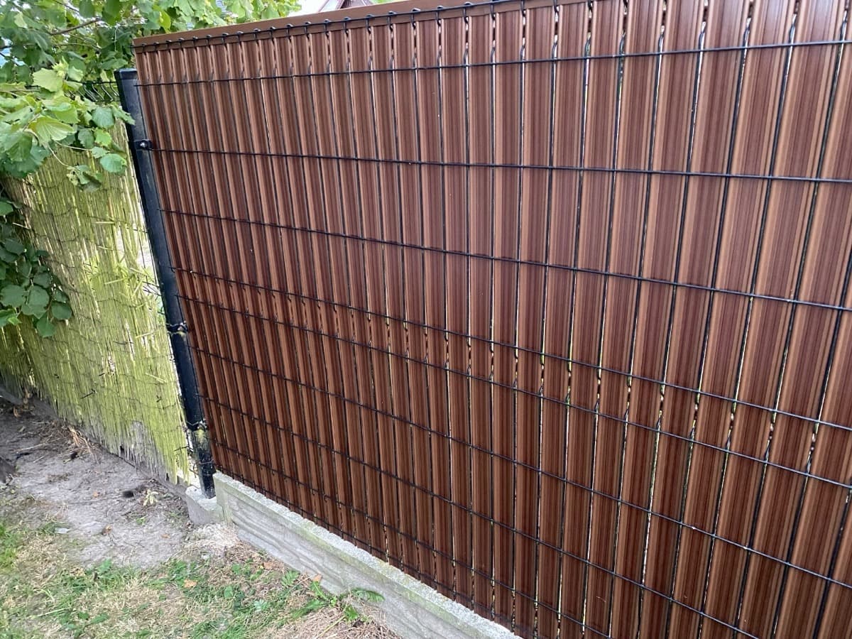 Realizacja ogrodzenia - Jasnobrązowy